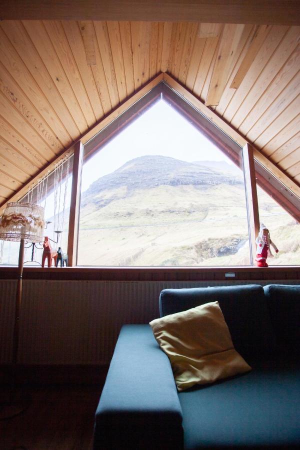 Idyllic Vacation Home With A Breathtaking View Bour エクステリア 写真