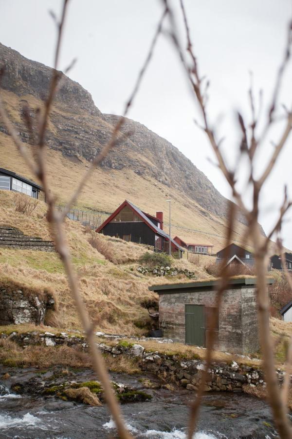 Idyllic Vacation Home With A Breathtaking View Bour エクステリア 写真