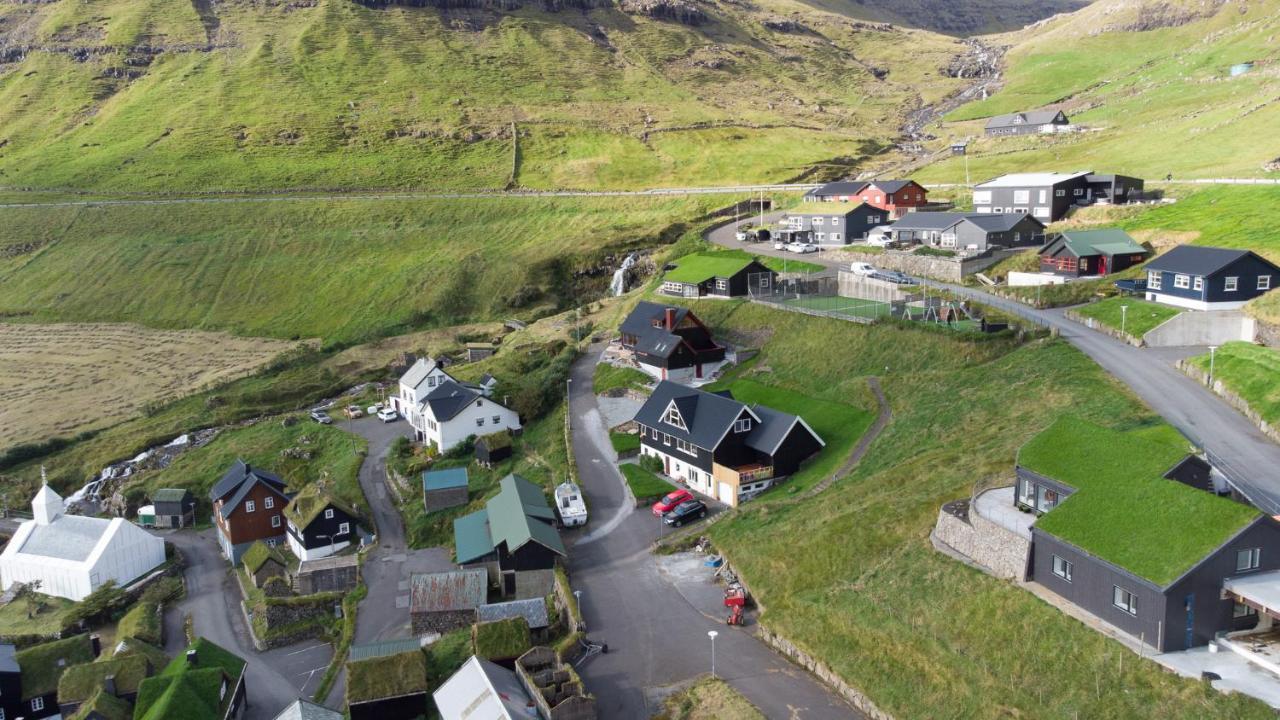 Idyllic Vacation Home With A Breathtaking View Bour エクステリア 写真